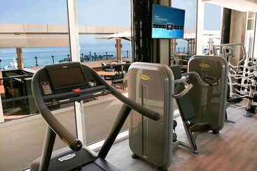 هتل Centro Corniche Al Khobar By Rotana