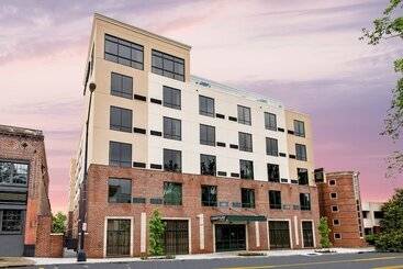 فندق Courtyard Winston Salem Downtown
