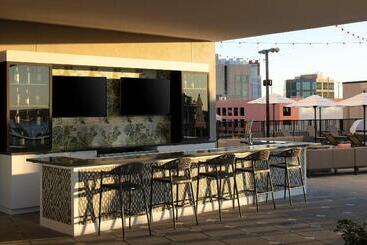 Luminary Hotel & Co., Autograph Collection