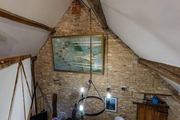 Tump Cottage