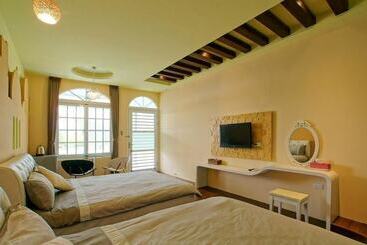 Wei Feng Jia Yuan B&b