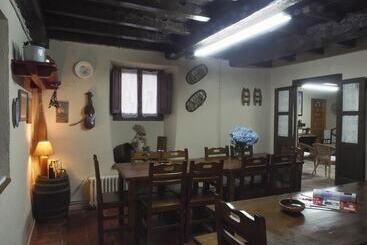 هاستل Casa De La Montaña