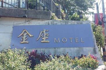 Golden Motel