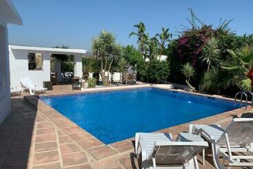 پانسیون Casa Bambu Apartresort
