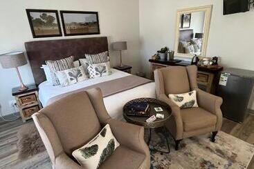 تختخواب و صبحانه Jonkershoek Guest Farm