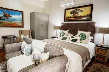 تختخواب و صبحانه Jonkershoek Guest Farm