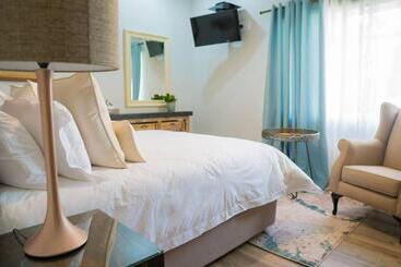 تختخواب و صبحانه Jonkershoek Guest Farm