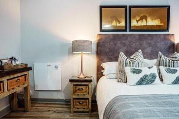 تختخواب و صبحانه Jonkershoek Guest Farm