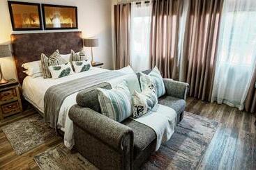 تختخواب و صبحانه Jonkershoek Guest Farm
