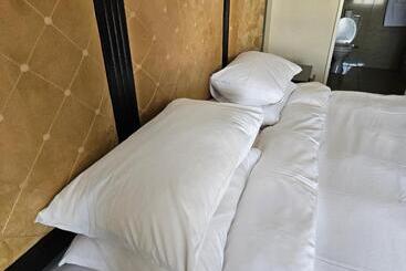 Booth Suite Hotel Mafikeng