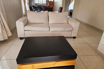 Booth Suite Hotel Mafikeng