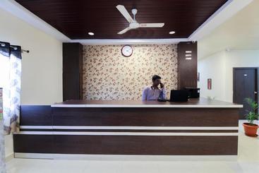 هتل Capital O 71726 Airport Stay Inn