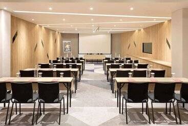 هتل Ibis Samarinda