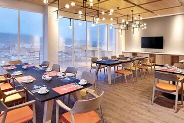 هتل Ibis Samarinda