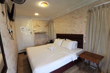 هتل Oyo 89969 Mount Hill Villa Kundasang