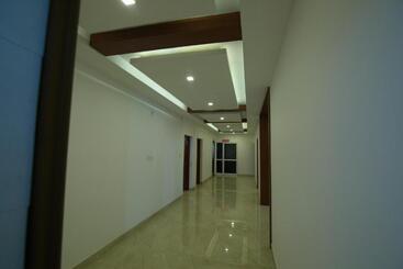هتل Gateway Airport