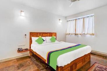 هتل Treebo Benaka Residency