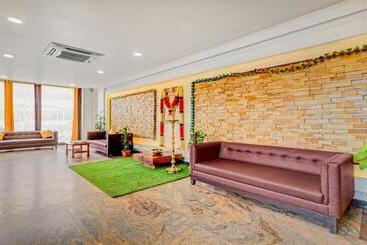 هتل Treebo Benaka Residency