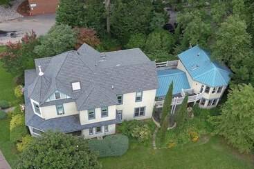 مبيت وإفطار Solomons Victorian Inn
