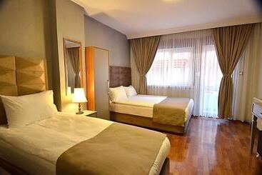 Cadde 7 Otel