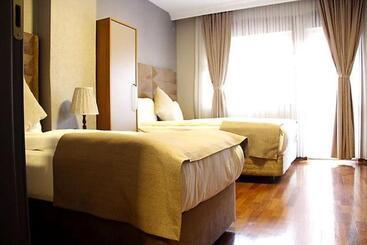 Cadde 7 Otel