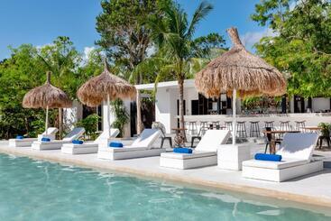 Jungle Lodge Boutique Hotel   Adults Only