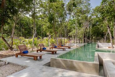 Jungle Lodge Boutique Hotel   Adults Only