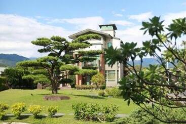 Skyline B&b