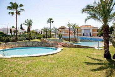 Aparthotel Bahia Pinosol