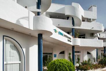 Aparthotel Ona Campanario