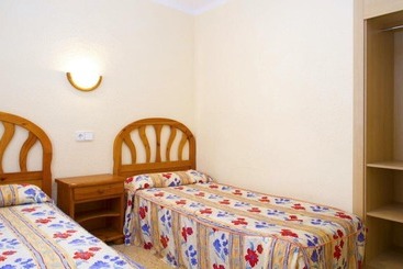 Apartamentos Iris Bahía Dorada