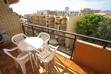 Apartamentos Iris Bahía Dorada