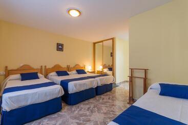 Apartamentos La Bolera