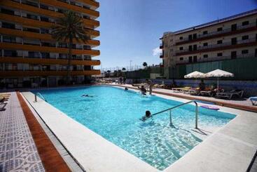 Apartamentos Las Arenas