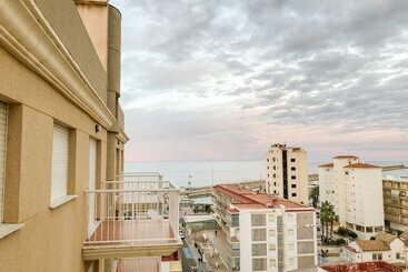 Apartamentos Turisticos Biarritz  Bloque I
