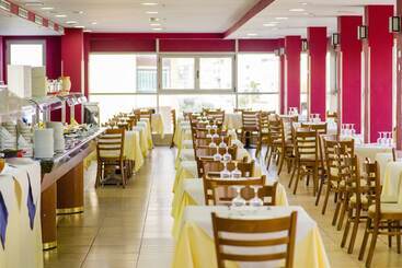 Apartamentos Turisticos Biarritz  Bloque I