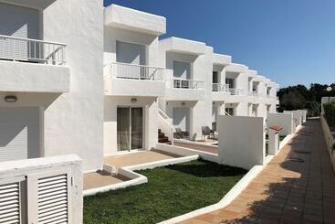 Camelina Suites