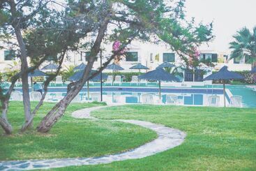 Camelina Suites