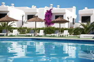Camelina Suites