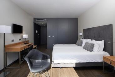 Alcazar Hotel & Spa