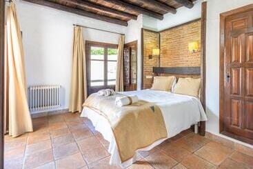 هتل Apartamento Nueva Alcazaba