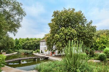 هتل Campanile Paris Bercy Village