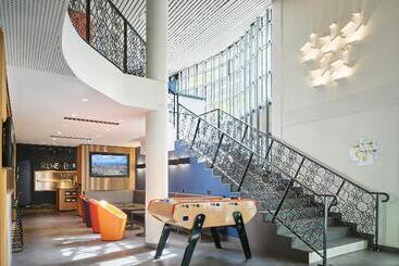 هتل Campanile Paris Bercy Village