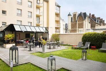 هتل Escale Oceania Saint Malo