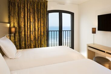 هتل Escale Oceania Saint Malo