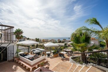 La Tartana Hotel Boutique