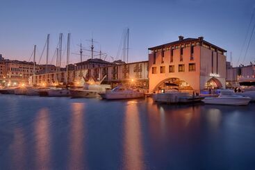 هتل NH Collection Genova Marina