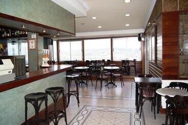 酒店 Ria De Suances