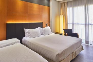 هتل Silken Puerta Madrid