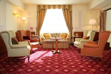 Starhotels Business Palace